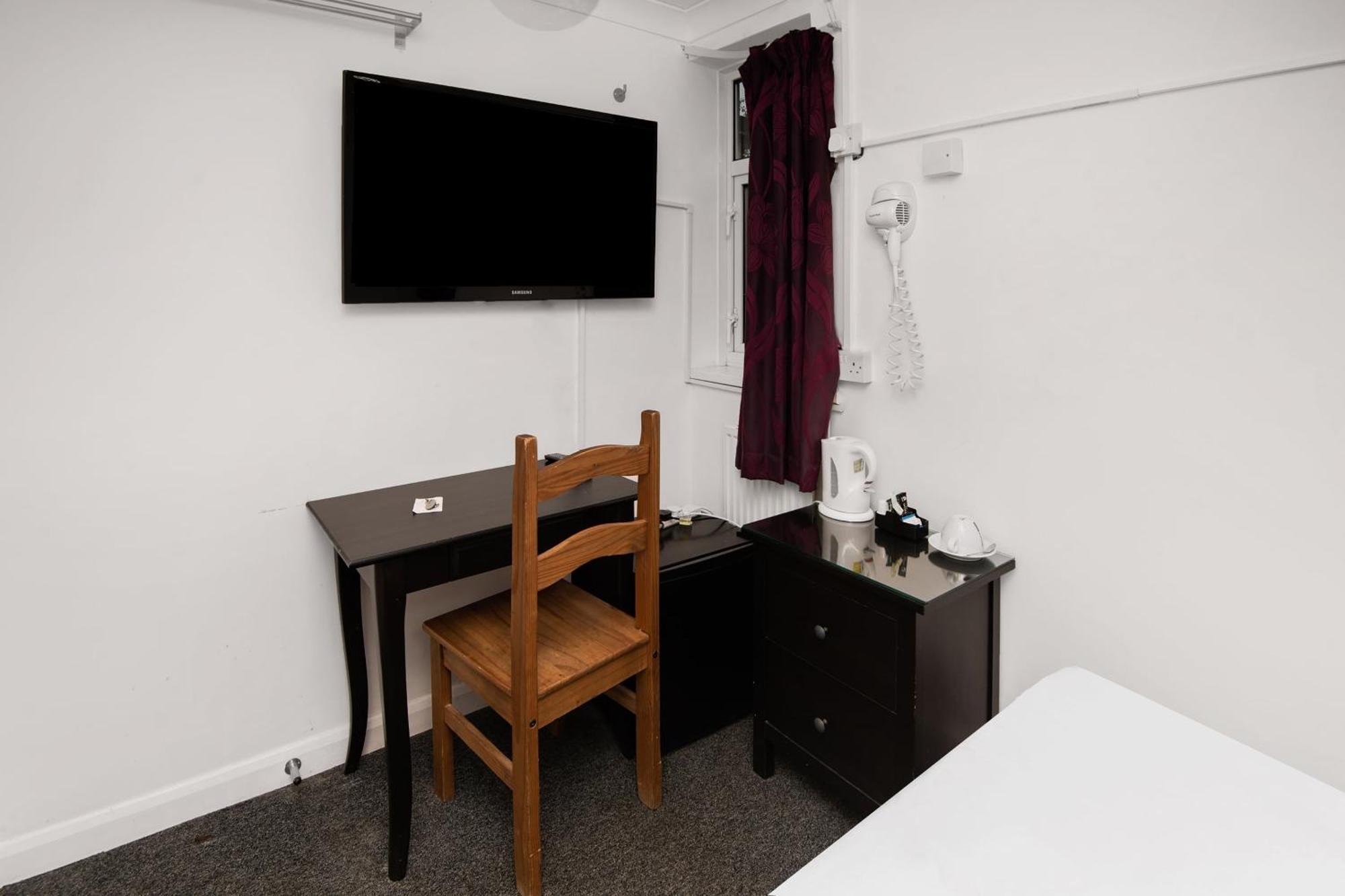 Chris'S Motel Stokenchurch Ngoại thất bức ảnh